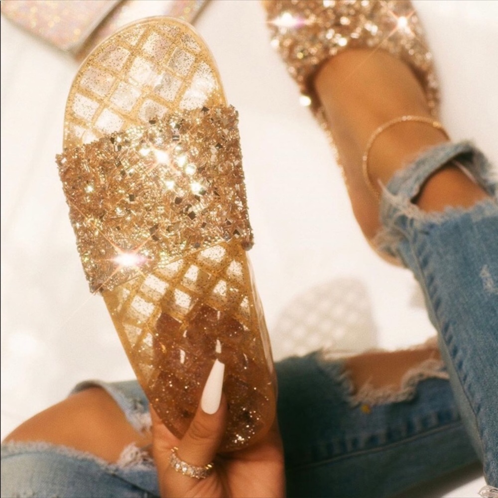 🌞SALE $12🌞GORGEOUS GOLD BLING (SANDALS) - Picture 4 of 4